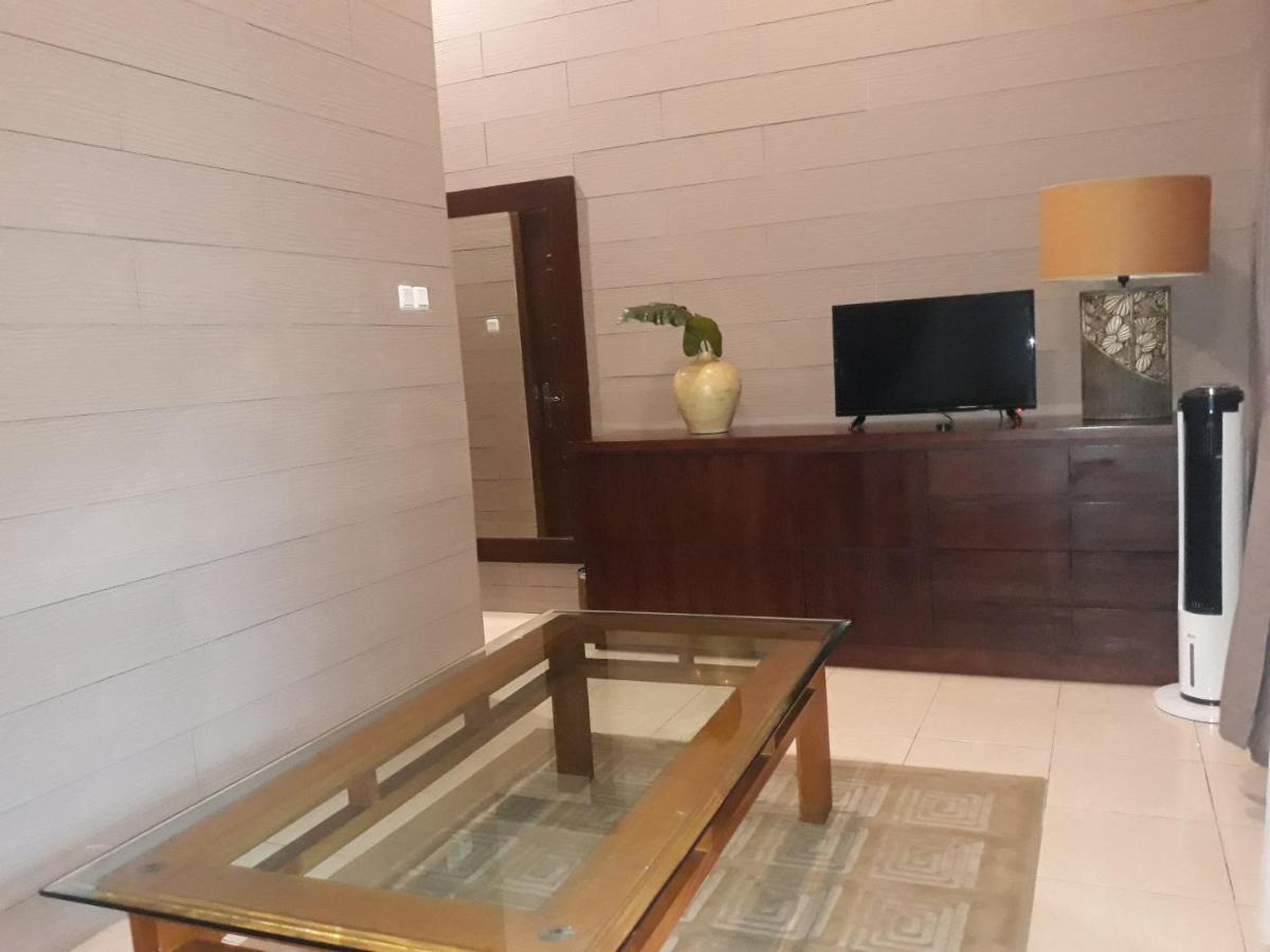 Alsalam Syariah Guesthouse Surakarta  Екстер'єр фото