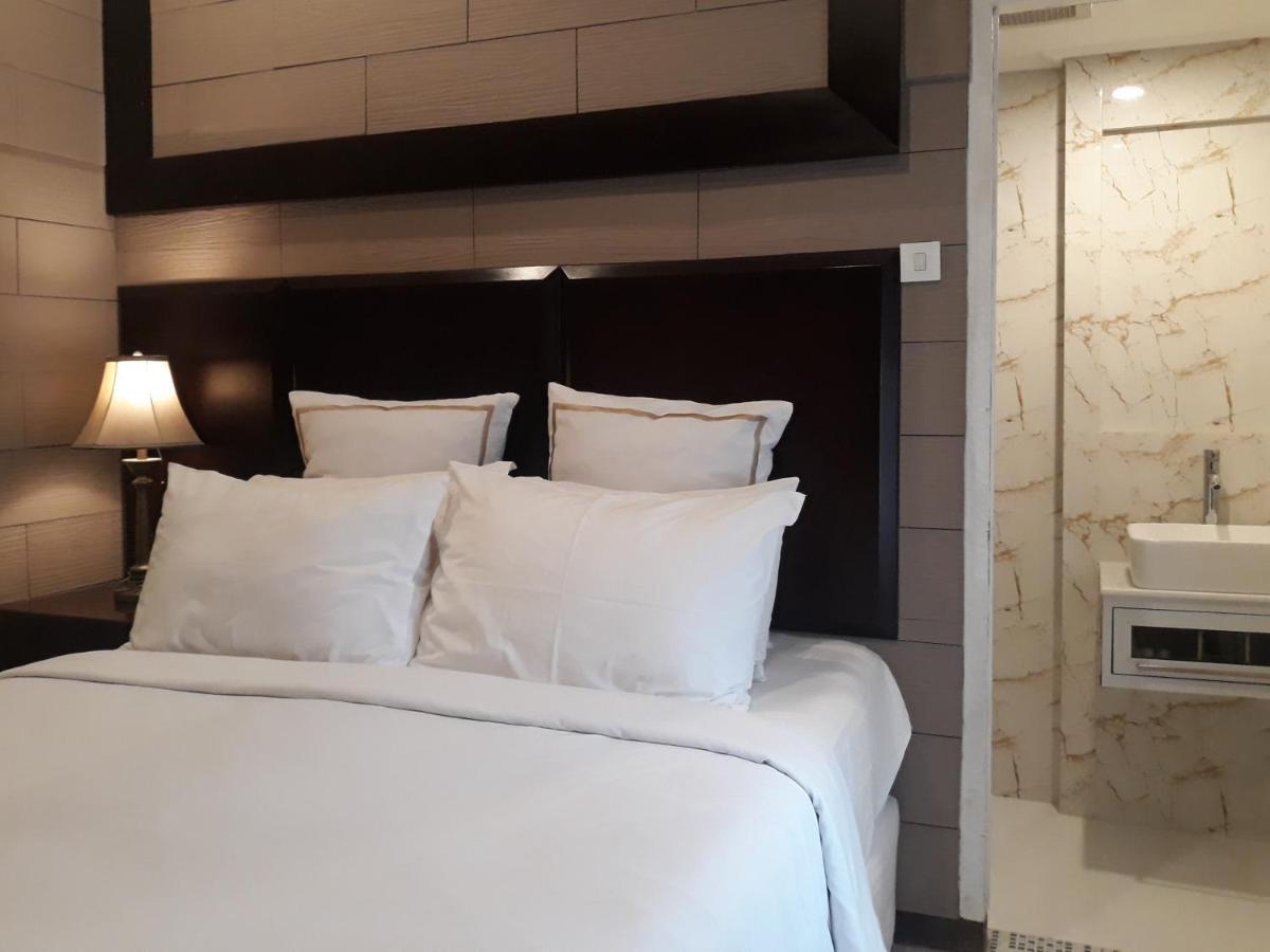 Alsalam Syariah Guesthouse Surakarta  Екстер'єр фото