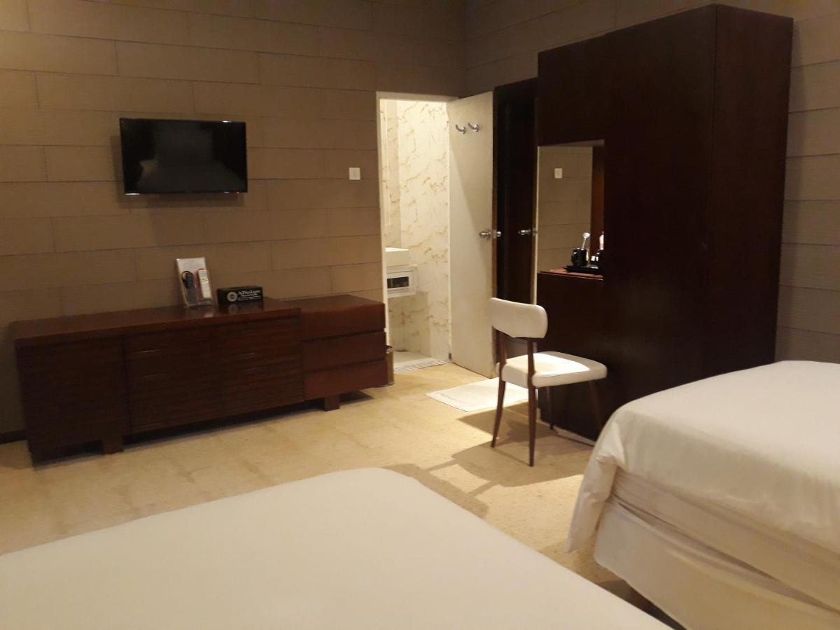Alsalam Syariah Guesthouse Surakarta  Екстер'єр фото