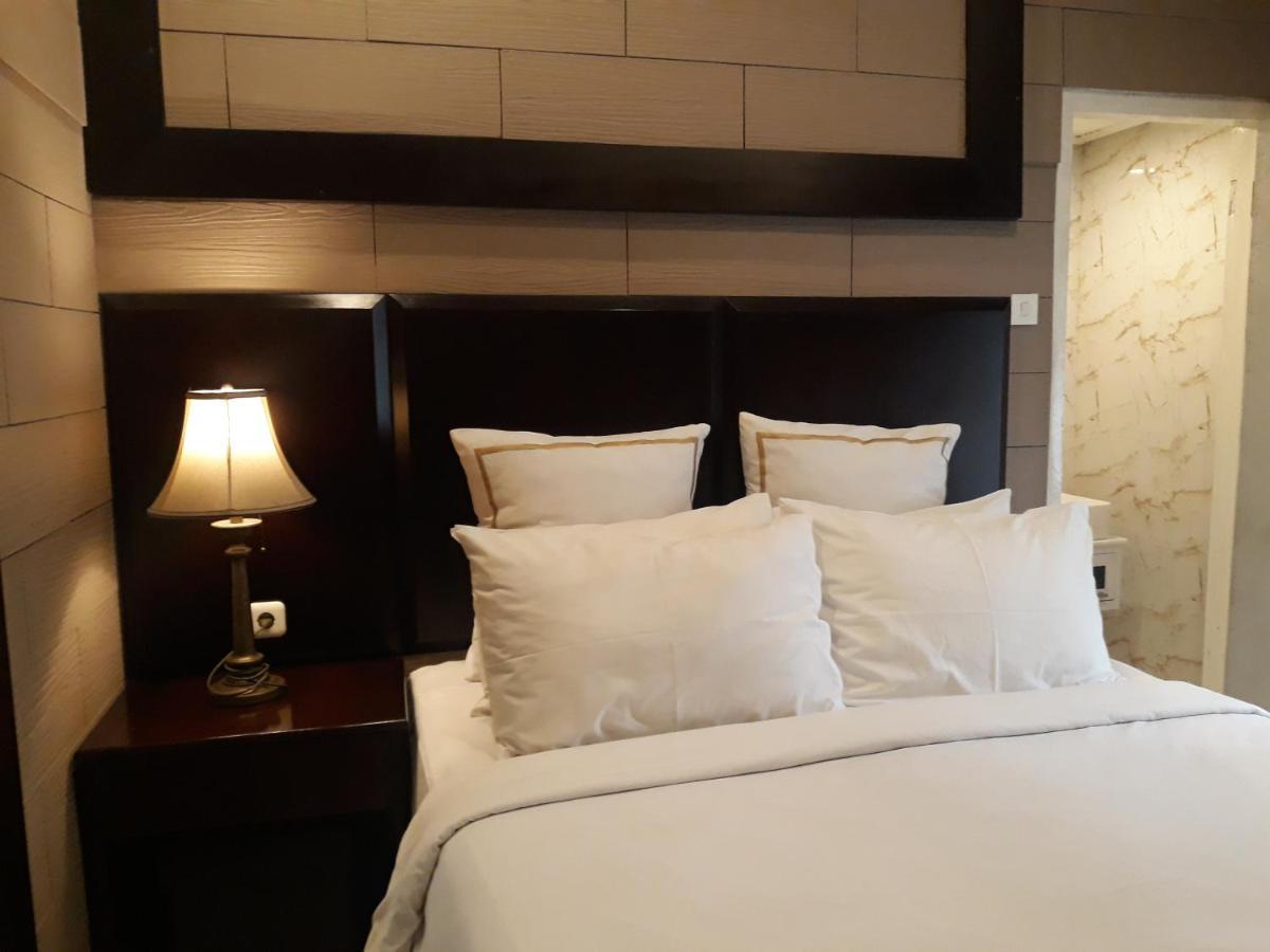 Alsalam Syariah Guesthouse Surakarta  Екстер'єр фото