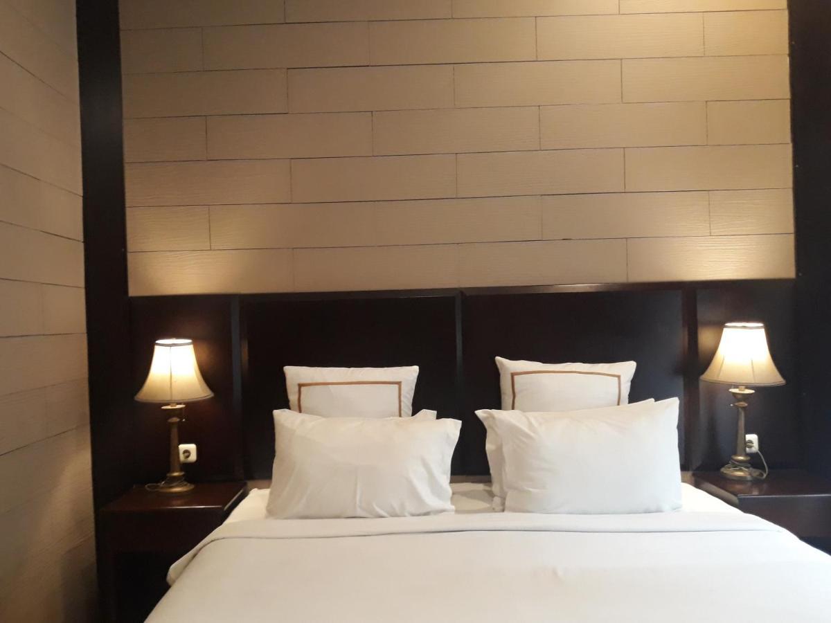 Alsalam Syariah Guesthouse Surakarta  Екстер'єр фото