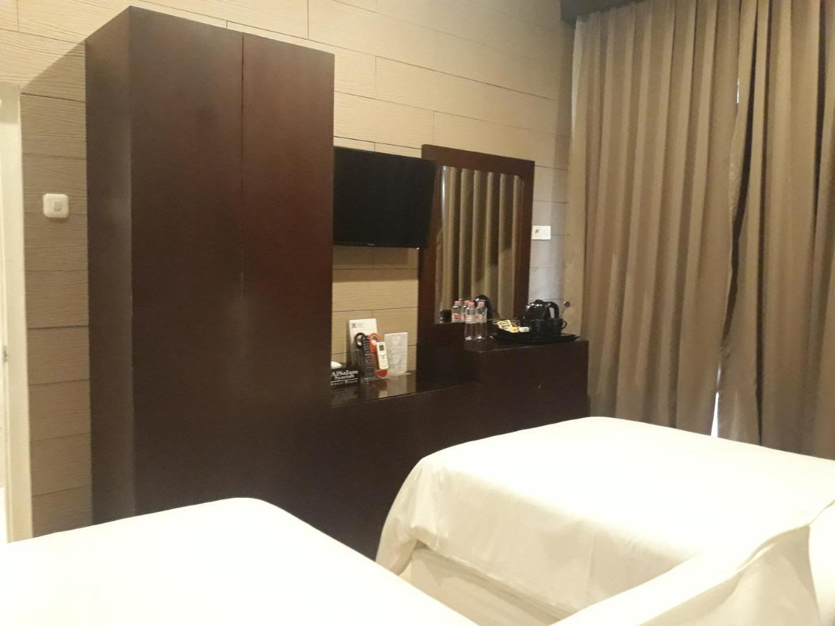 Alsalam Syariah Guesthouse Surakarta  Екстер'єр фото