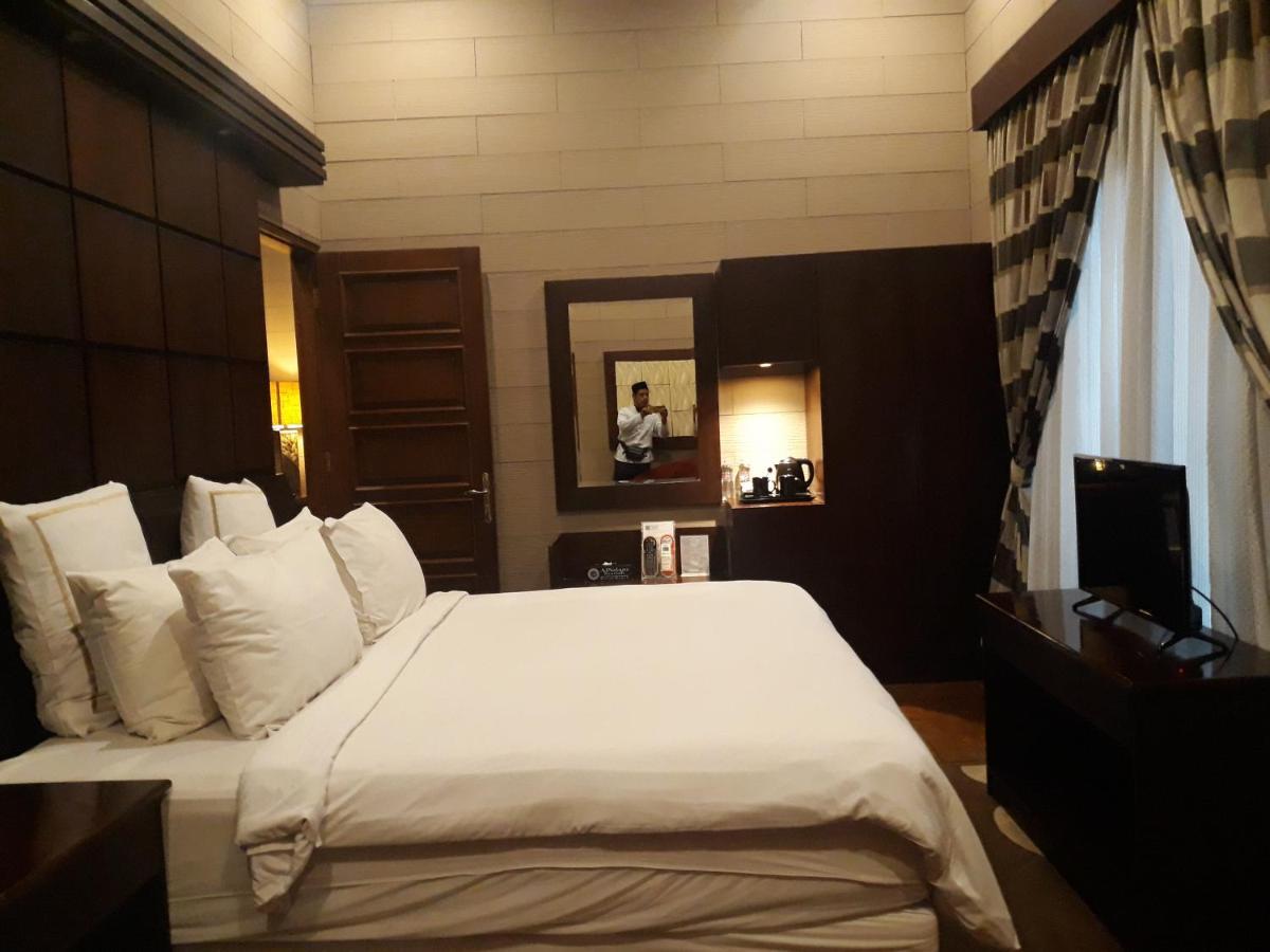 Alsalam Syariah Guesthouse Surakarta  Екстер'єр фото