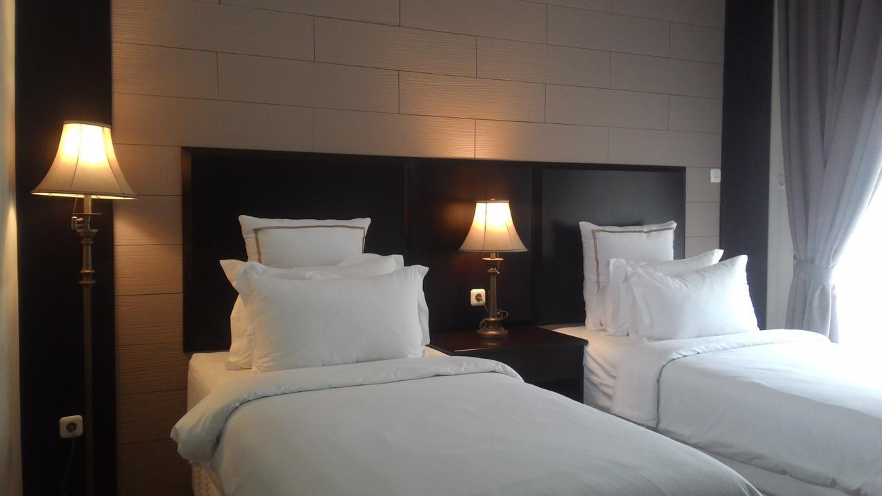 Alsalam Syariah Guesthouse Surakarta  Екстер'єр фото